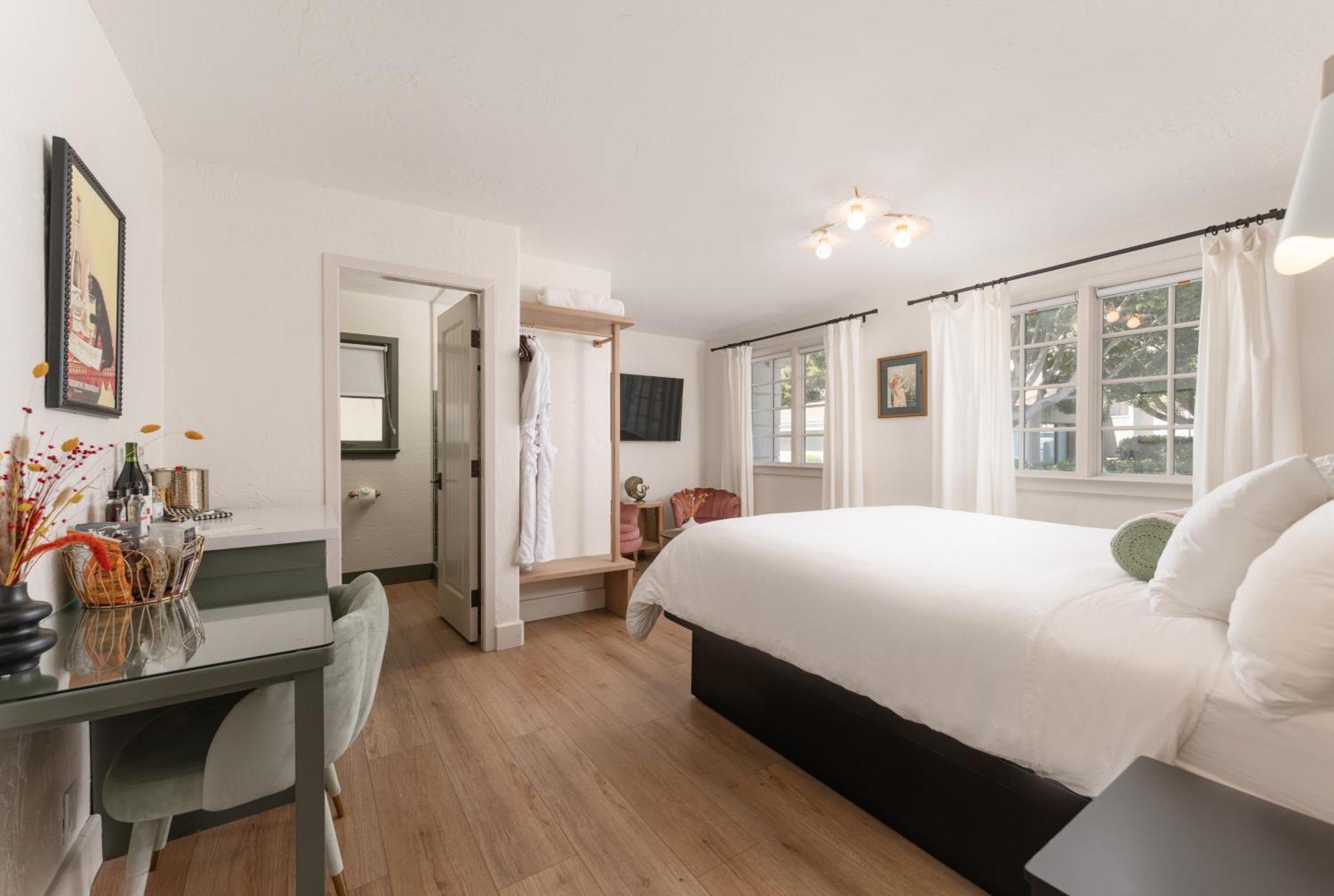 圣路易斯-奥比斯保Petit Soleil - Bed, Breakfast And Bar住宿加早餐旅馆 外观 照片